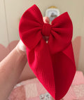 Red bow