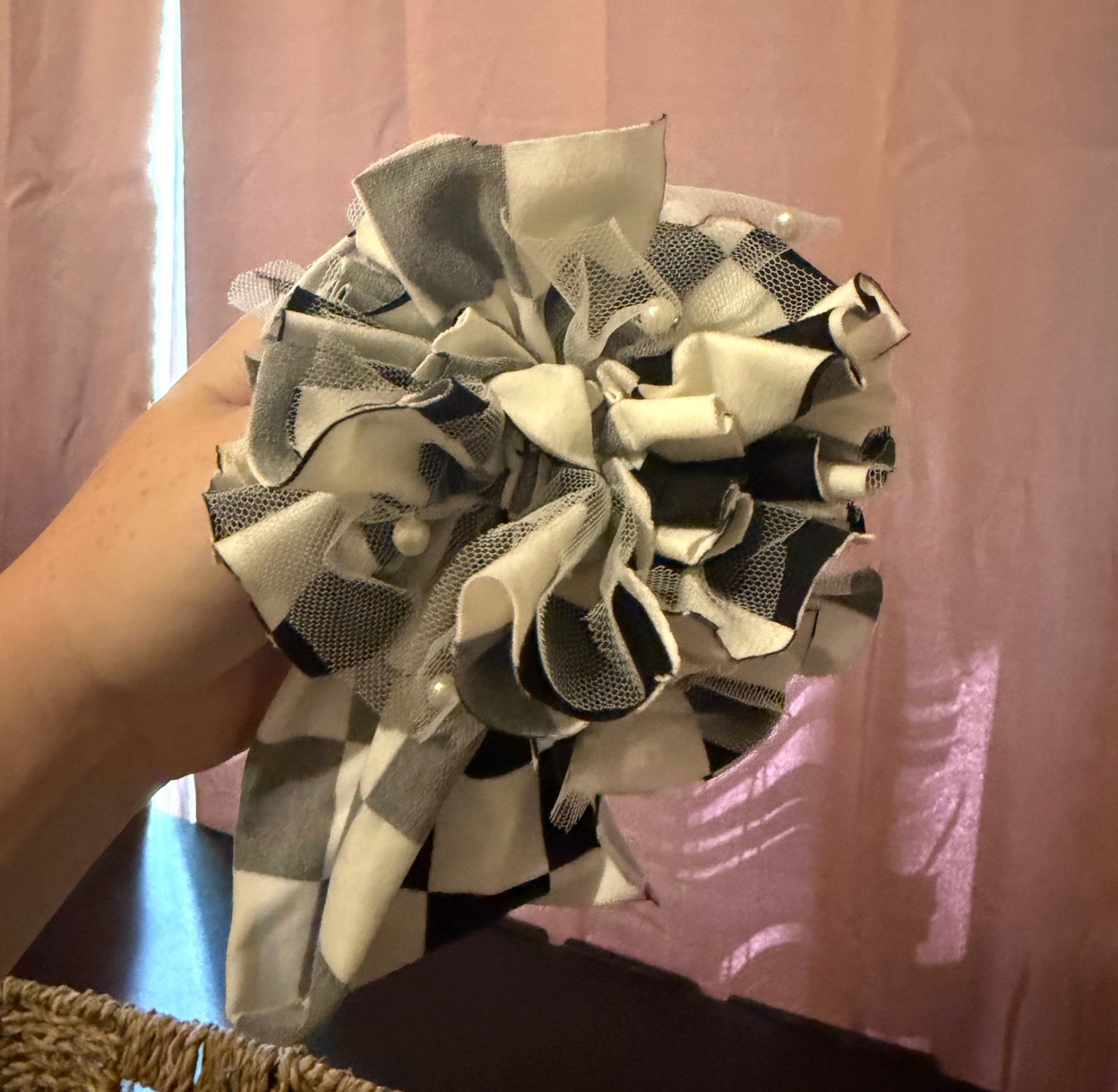 Check and pearl shredded